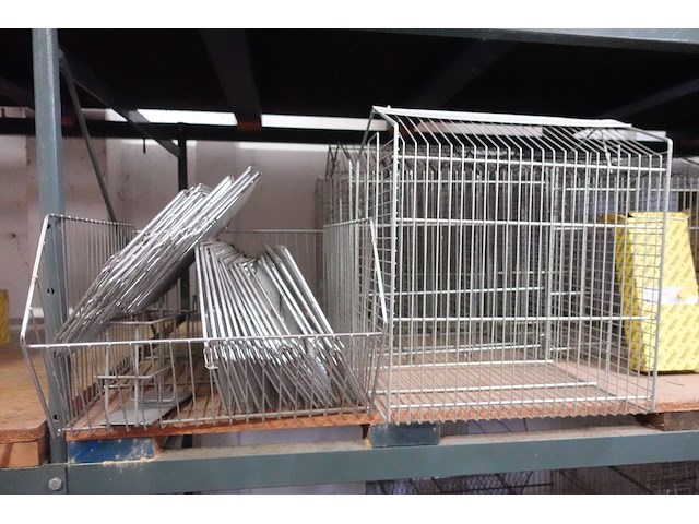 Volledige inhoud rek diversen - afbeelding 29 van  30