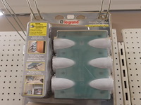 Volledige inhoud rek elektrisch toebehoren - afbeelding 4 van  11