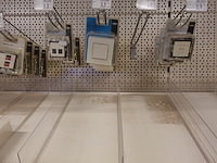 Volledige inhoud rek elektrisch toebehoren - afbeelding 17 van  21