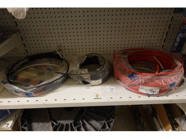Volledige inhoud rek elektrische kabels - afbeelding 4 van  11