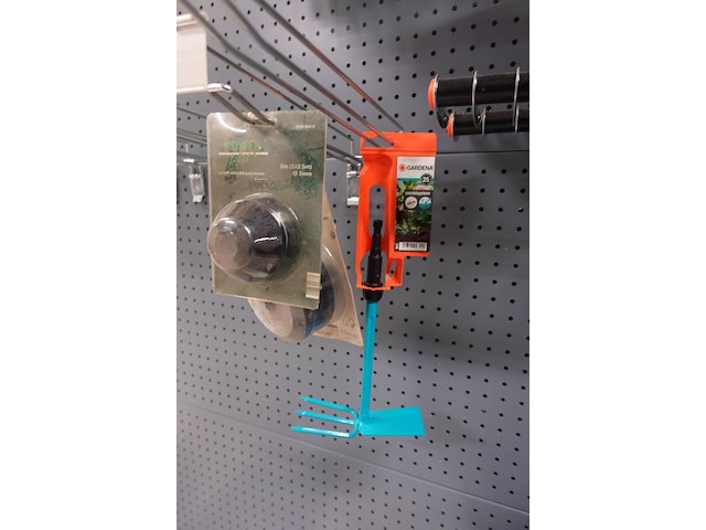 Volledige inhoud rek gardena - afbeelding 5 van  17