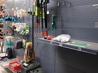 Volledige inhoud rek gardena - afbeelding 1 van  17