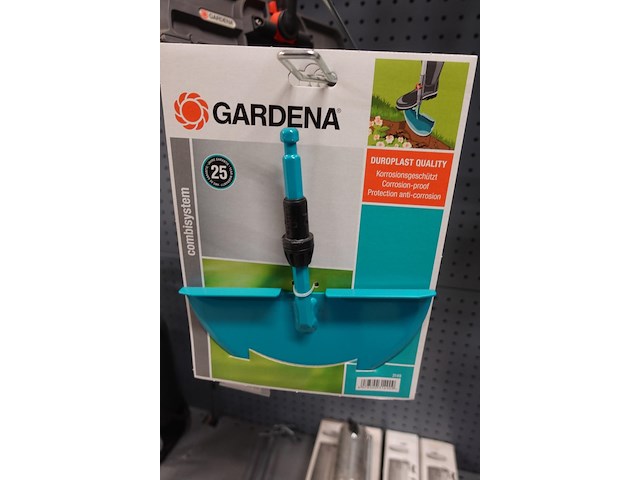 Volledige inhoud rek gardena - afbeelding 15 van  17