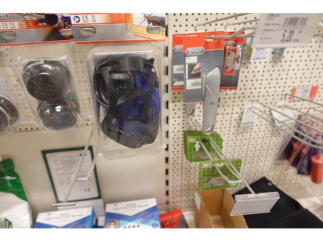 Volledige inhoud rek handgereedschap - afbeelding 11 van  24