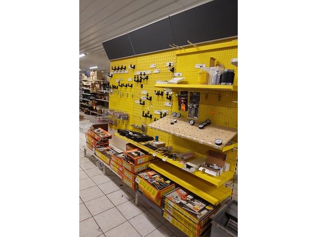 Volledige inhoud rek handgereedschap - afbeelding 18 van  24