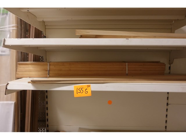 Volledige inhoud rek houten kadermenten - afbeelding 6 van  10