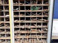 Volledige inhoud rek houten molures - afbeelding 6 van  6