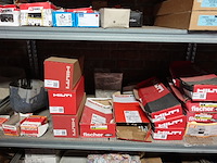 Volledige inhoud rek ijzerwaren - afbeelding 7 van  23