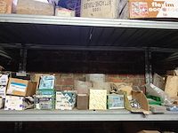 Volledige inhoud rek ijzerwaren - afbeelding 9 van  23