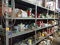 Volledige inhoud rek ijzerwaren - afbeelding 12 van  23