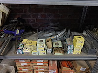 Volledige inhoud rek ijzerwaren - afbeelding 20 van  23