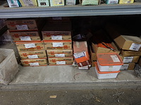 Volledige inhoud rek ijzerwaren - afbeelding 22 van  23