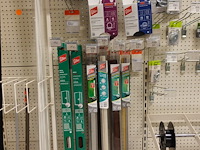 Volledige inhoud rek ijzerwaren - afbeelding 2 van  8