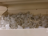 Volledige inhoud rek ijzerwaren - afbeelding 2 van  18