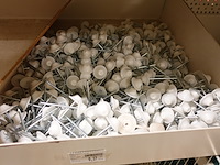 Volledige inhoud rek ijzerwaren - afbeelding 3 van  18