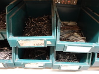 Volledige inhoud rek ijzerwaren - afbeelding 15 van  18