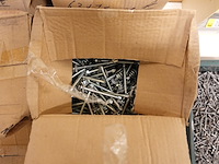 Volledige inhoud rek ijzerwaren - afbeelding 7 van  42