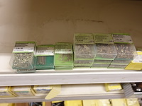 Volledige inhoud rek ijzerwaren - afbeelding 24 van  42