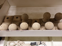 Volledige inhoud rek ijzerwaren - afbeelding 35 van  42