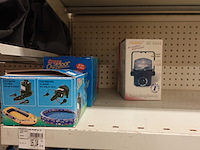 Volledige inhoud rek kampeergerief - afbeelding 5 van  11