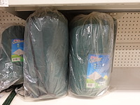 Volledige inhoud rek kampeergerief - afbeelding 6 van  11