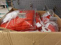 Volledige inhoud rek kerstgerief - afbeelding 3 van  12