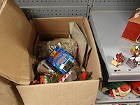 Volledige inhoud rek kerstgerief - afbeelding 4 van  12