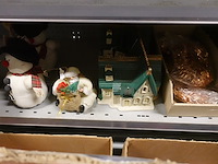 Volledige inhoud rek kerstgerief - afbeelding 11 van  12