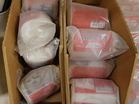 Volledige inhoud rek knutseltoebehoren - afbeelding 8 van  10