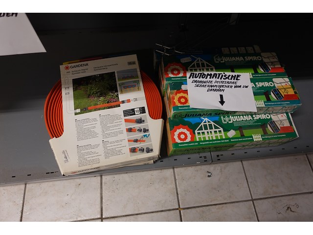 Volledige inhoud rek koppelstukken - afbeelding 3 van  11