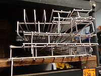 Volledige inhoud rek metaal - afbeelding 3 van  36