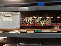 Volledige inhoud rek metaal - afbeelding 10 van  36