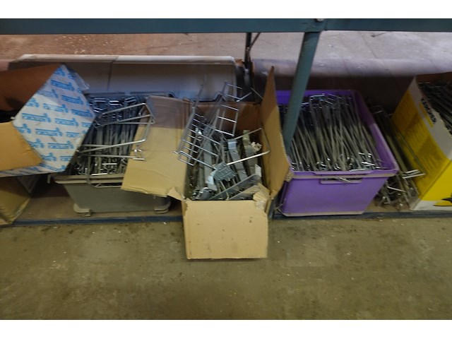 Volledige inhoud rek metaal - afbeelding 15 van  36