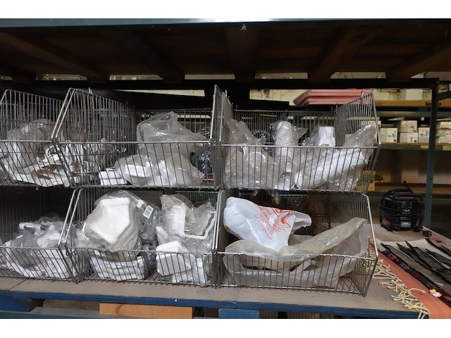 Volledige inhoud rek metaal - afbeelding 21 van  36