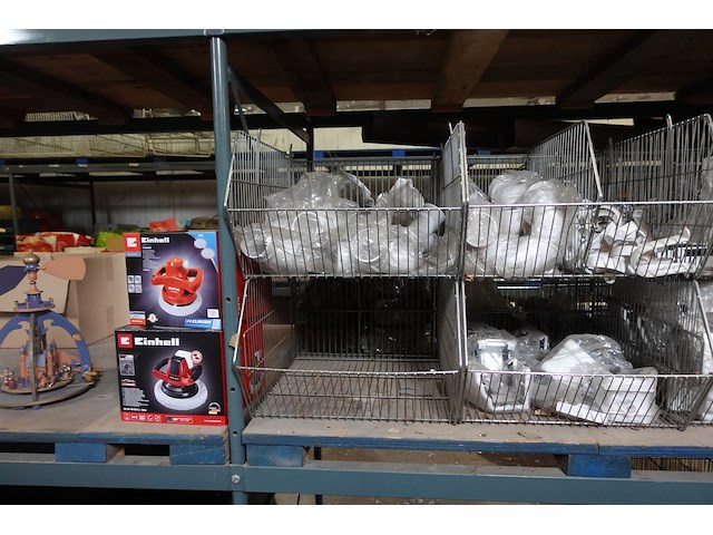 Volledige inhoud rek metaal - afbeelding 22 van  36