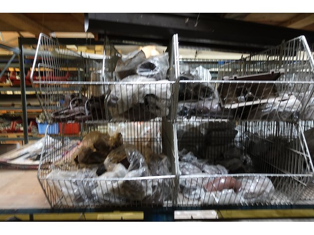 Volledige inhoud rek metaal - afbeelding 29 van  36