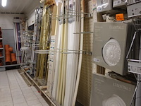 Volledige inhoud rek omlijstingen