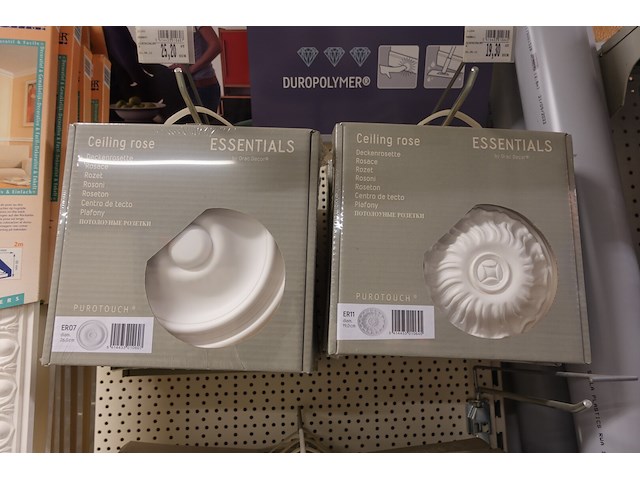 Volledige inhoud rek omlijstingen - afbeelding 6 van  11