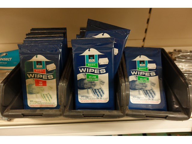 Volledige inhoud rek producten - afbeelding 12 van  20