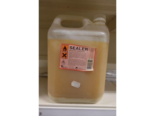 Volledige inhoud rek producten - afbeelding 15 van  20