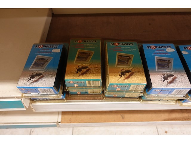 Volledige inhoud rek producten - afbeelding 18 van  20