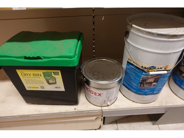 Volledige inhoud rek producten - afbeelding 13 van  13