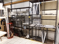 Volledige inhoud rek putdeksels