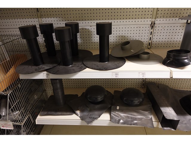 Volledige inhoud rek pvc koppelstukken - afbeelding 11 van  15