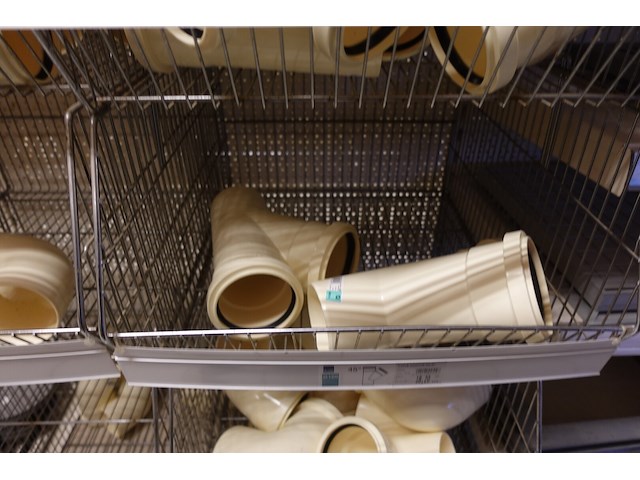 Volledige inhoud rek pvc toebehoren - afbeelding 2 van  25