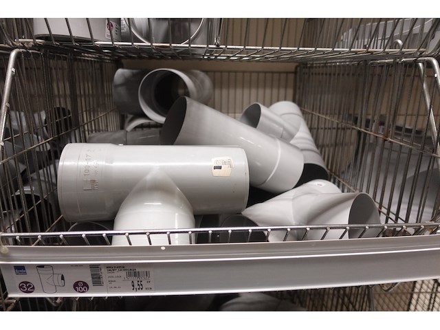 Volledige inhoud rek pvc toebehoren - afbeelding 17 van  25