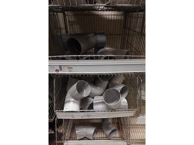 Volledige inhoud rek pvc toebehoren - afbeelding 18 van  25