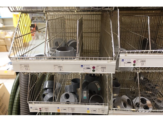 Volledige inhoud rek pvc toebehoren - afbeelding 21 van  25