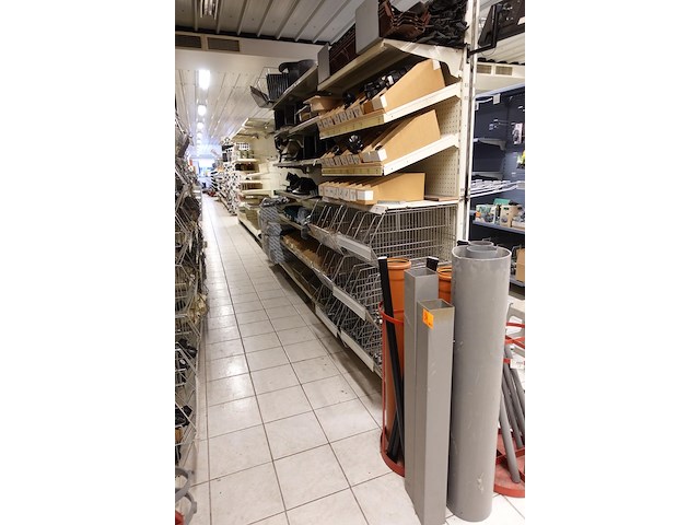 Volledige inhoud rek pvc toebehoren - afbeelding 1 van  18