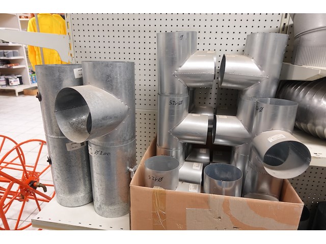 Volledige inhoud rek rvs kanalen/bochten - afbeelding 7 van  26